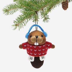 Roots Beaver Skating Christmas Tree Ornament